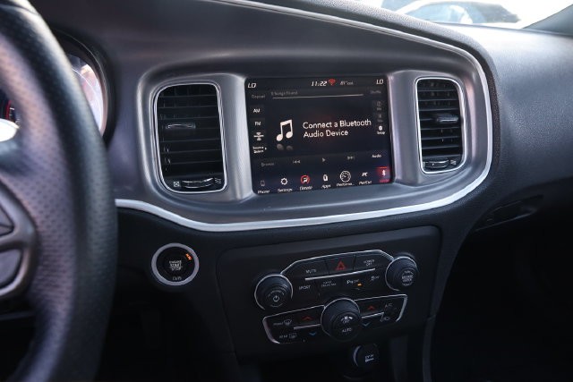 Dodge Charger Vehicle Full-screen Gallery Image 15