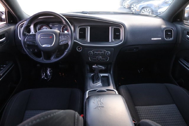 Dodge Charger Vehicle Full-screen Gallery Image 20