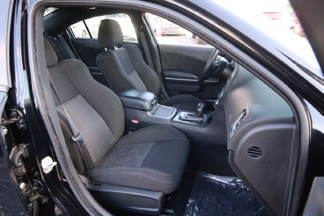 Dodge Charger Vehicle Full-screen Gallery Image 25