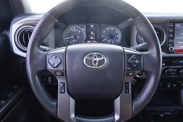Toyota Tacoma 4WD Vehicle Image 11