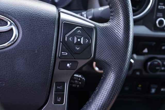 Toyota Tacoma 4WD Vehicle Image 13