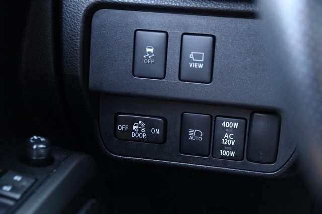 Toyota Tacoma 4WD Vehicle Image 23