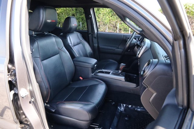 Toyota Tacoma 4WD Vehicle Image 30