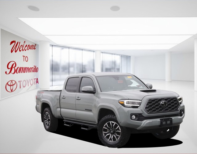 Toyota Tacoma 4WD Vehicle Image 02