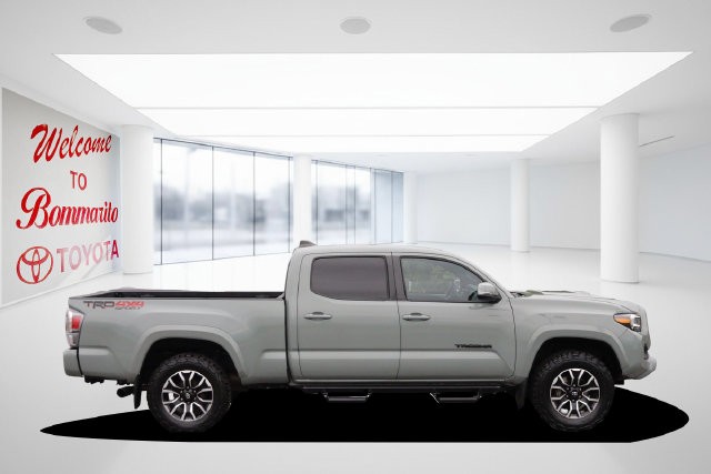 Toyota Tacoma 4WD Vehicle Image 05