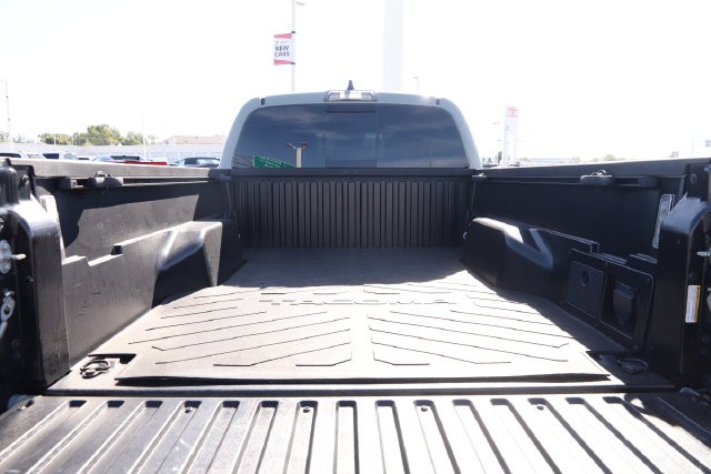 Toyota Tacoma 4WD Vehicle Image 07