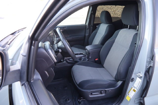 Toyota Tacoma 4WD Vehicle Image 08