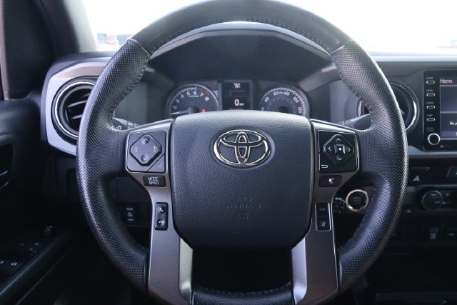 Toyota Tacoma 4WD Vehicle Image 10