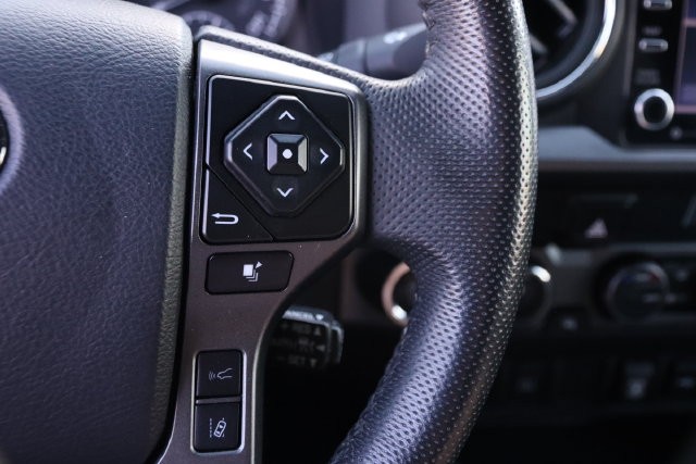 Toyota Tacoma 4WD Vehicle Image 12