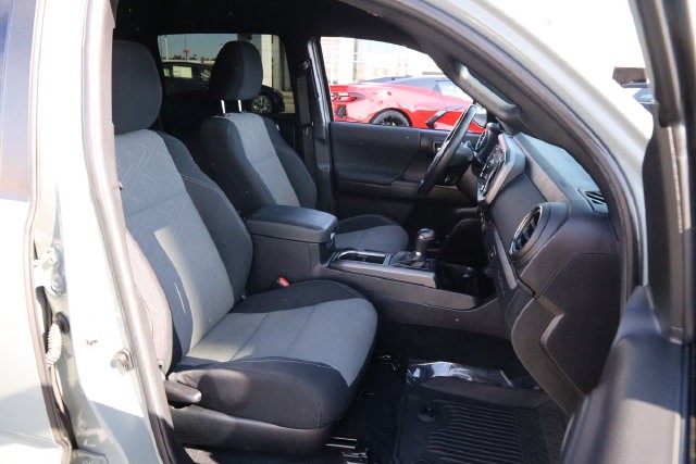 Toyota Tacoma 4WD Vehicle Image 26