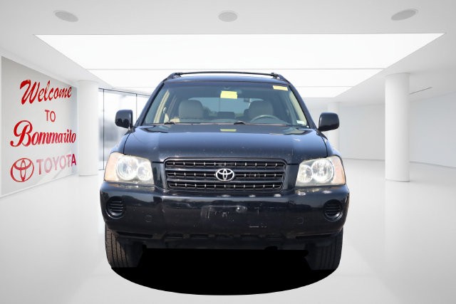 Toyota Highlander Vehicle Image 04