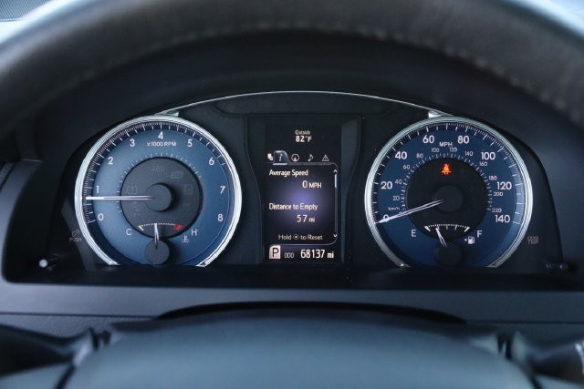 Toyota Camry Vehicle Image 14