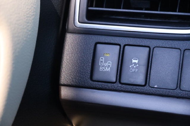 Toyota Camry Vehicle Image 21