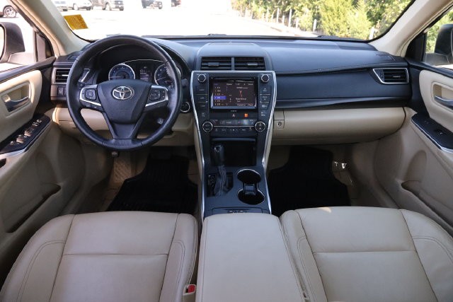 Toyota Camry Vehicle Image 22