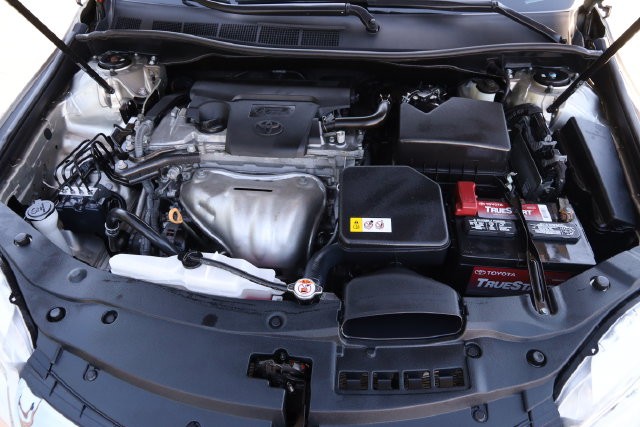 Toyota Camry Vehicle Image 28