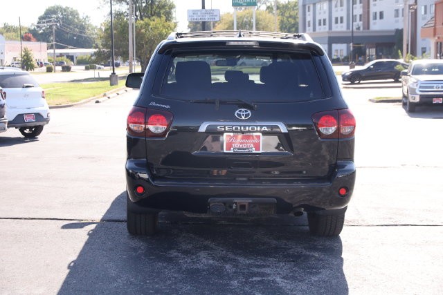 Toyota Sequoia Vehicle Full-screen Gallery Image 6