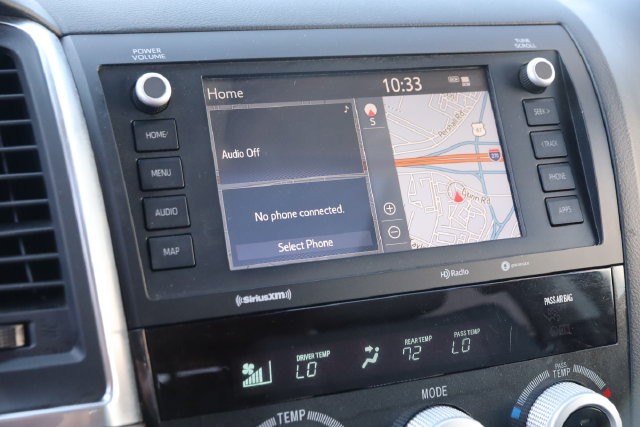 Toyota Sequoia Vehicle Full-screen Gallery Image 20