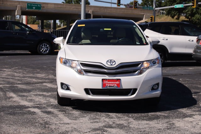 Toyota Venza Vehicle Image 04