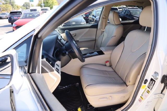 Toyota Venza Vehicle Image 10