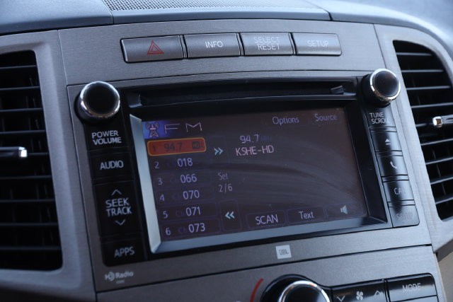 Toyota Venza Vehicle Image 19