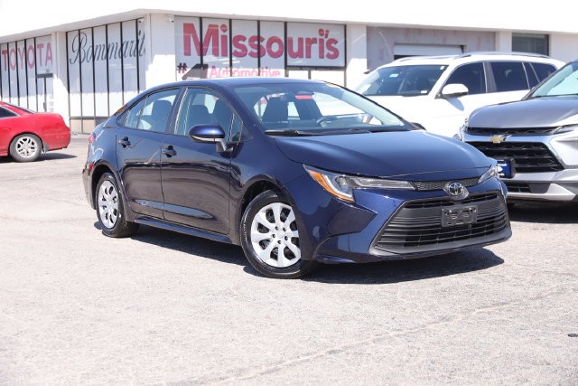 Toyota Corolla Vehicle Image 02