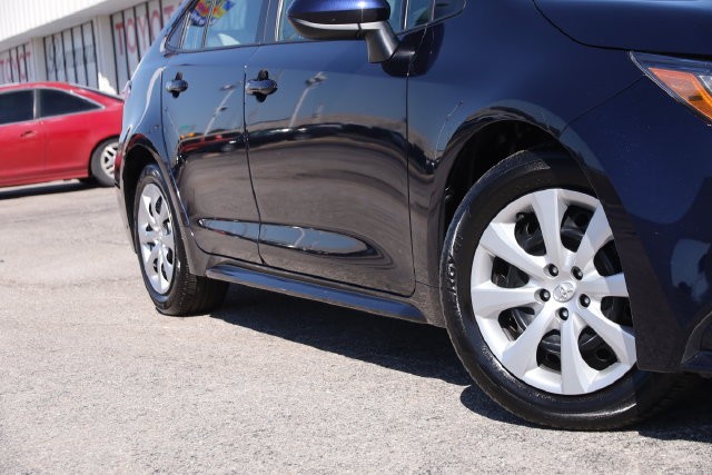 Toyota Corolla Vehicle Image 03