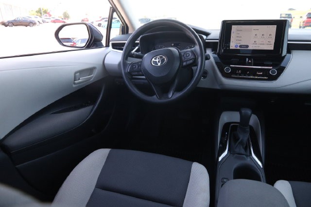 Toyota Corolla Vehicle Image 22