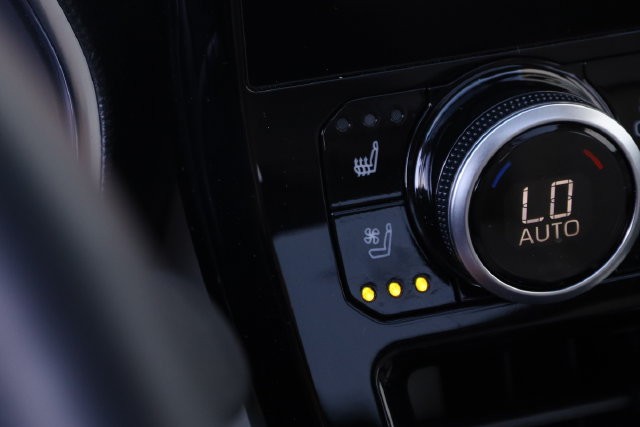 Toyota Highlander Vehicle Image 21