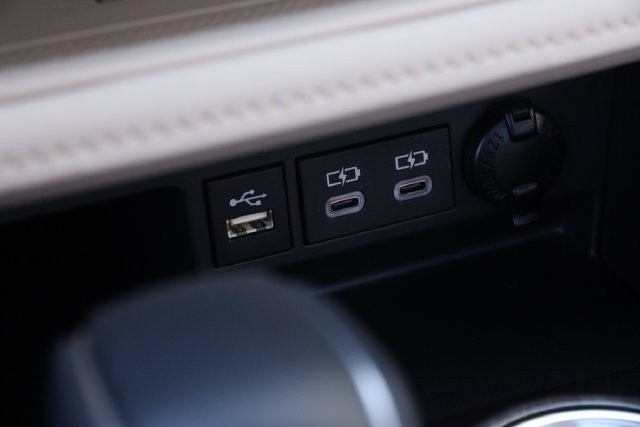 Toyota Highlander Vehicle Image 23