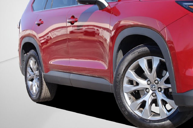 Toyota Grand Highlander Vehicle Image 03