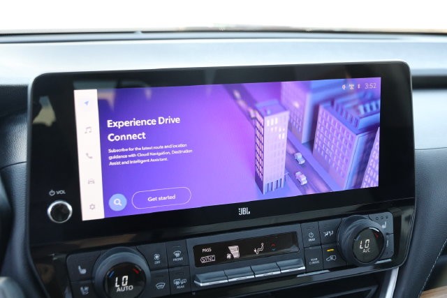 Toyota Grand Highlander Vehicle Image 18
