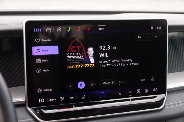 Volkswagen Tiguan Vehicle Image 16