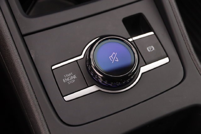 Volkswagen Tiguan Vehicle Image 18