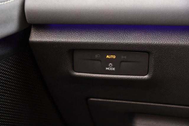 Volkswagen Tiguan Vehicle Image 19