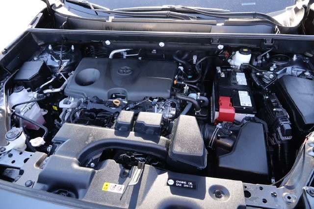 Toyota RAV4 Vehicle Image 29