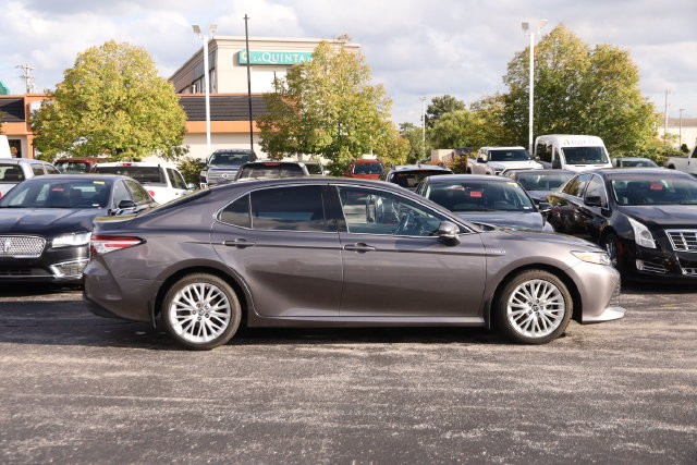 Toyota Camry Vehicle Image 05