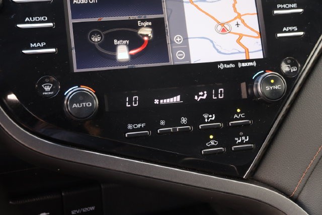 Toyota Camry Vehicle Image 18