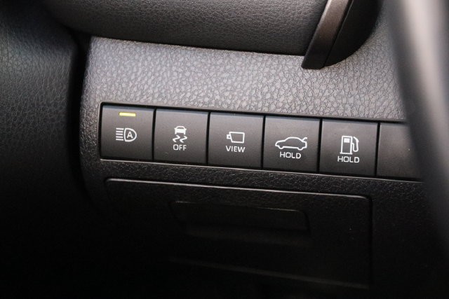 Toyota Camry Vehicle Image 22