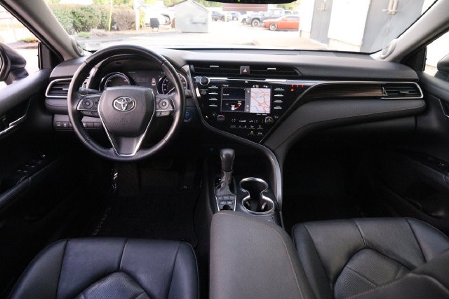 Toyota Camry Vehicle Image 23