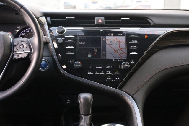 Toyota Camry Vehicle Image 26