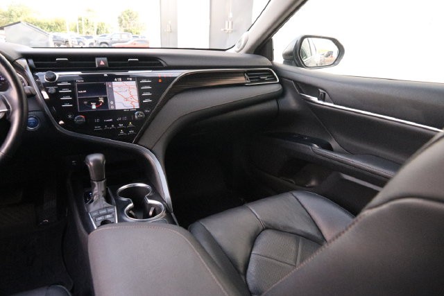 Toyota Camry Vehicle Image 27