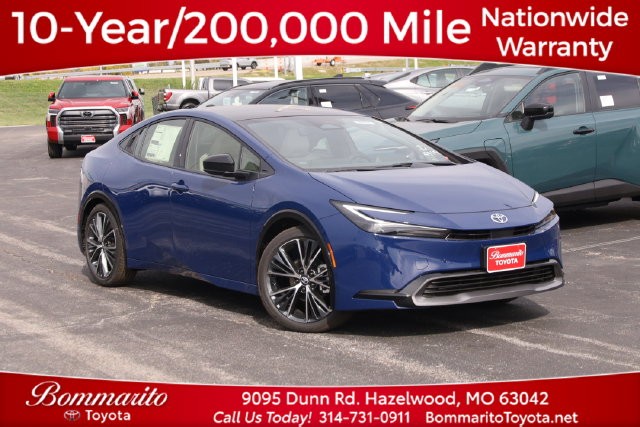 Reservoir Blue 2027 Toyota Prius Hatchback Front-Wheel Drive Continuously Variable Transmission