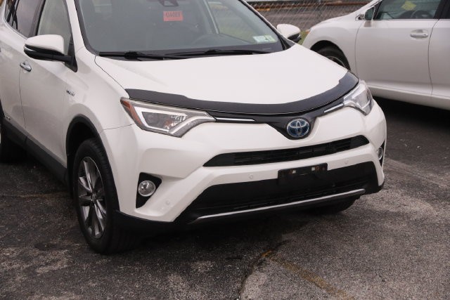 Toyota RAV4 Hybrid Vehicle Image 02