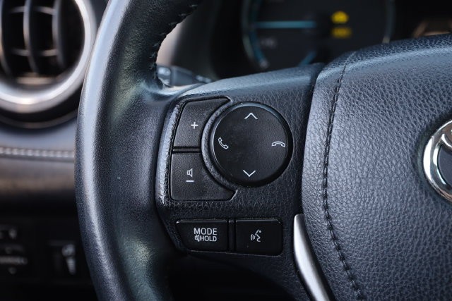 Toyota RAV4 Vehicle Image 13