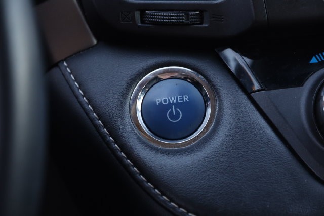 Toyota RAV4 Vehicle Image 16