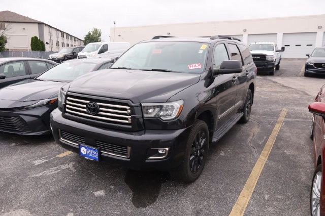 Toyota Sequoia Vehicle Image 04