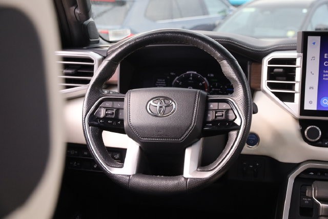 Toyota Tundra 4WD Vehicle Image 27