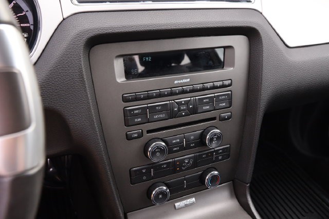 Ford Mustang Vehicle Image 17