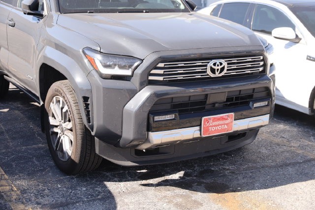 Toyota 4Runner Vehicle Image 02