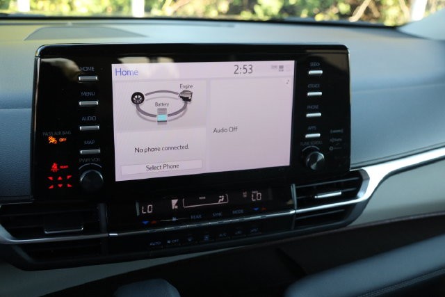 Toyota Sienna Vehicle Full-screen Gallery Image 16